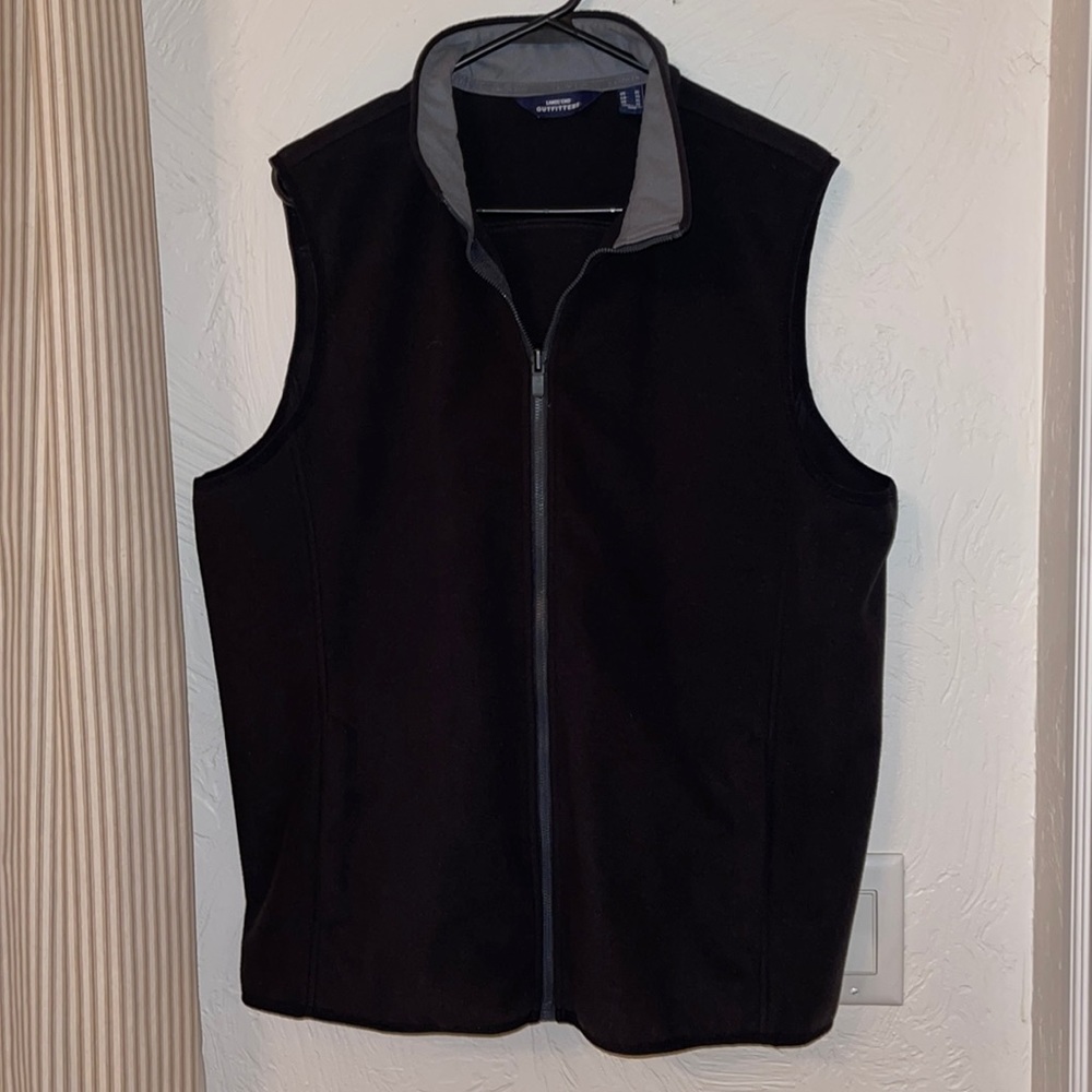 Lands end womens lightweight black vest with zipper pockets size XL